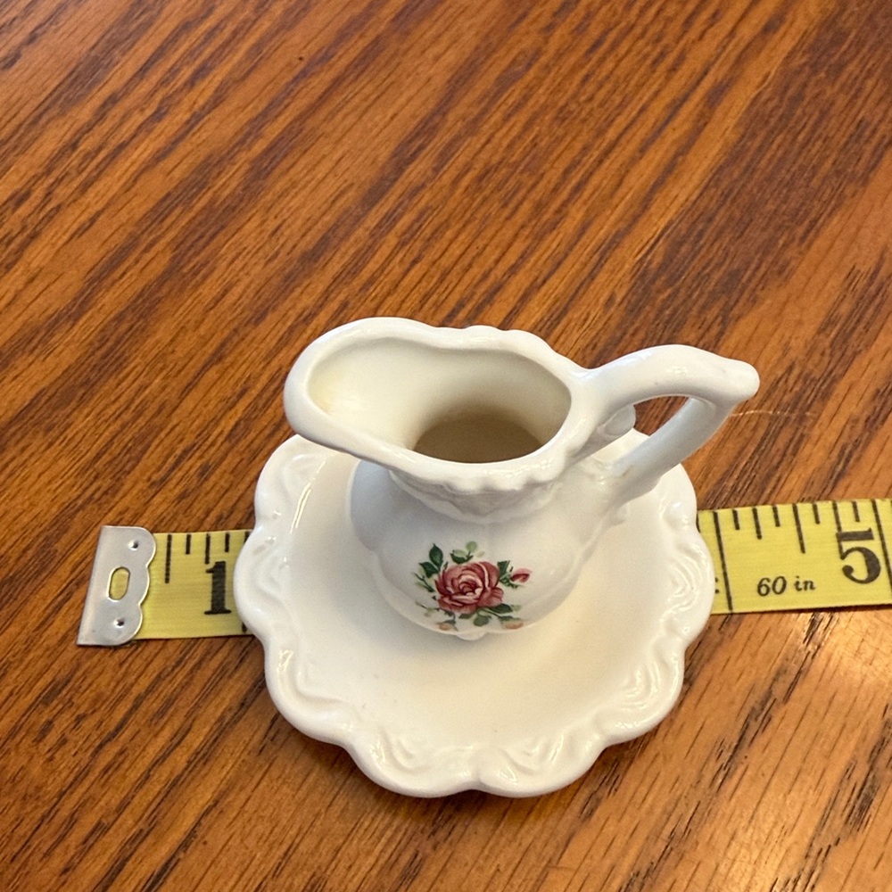 Mini Wash Basin with Pitcher - Picture 5 of 5